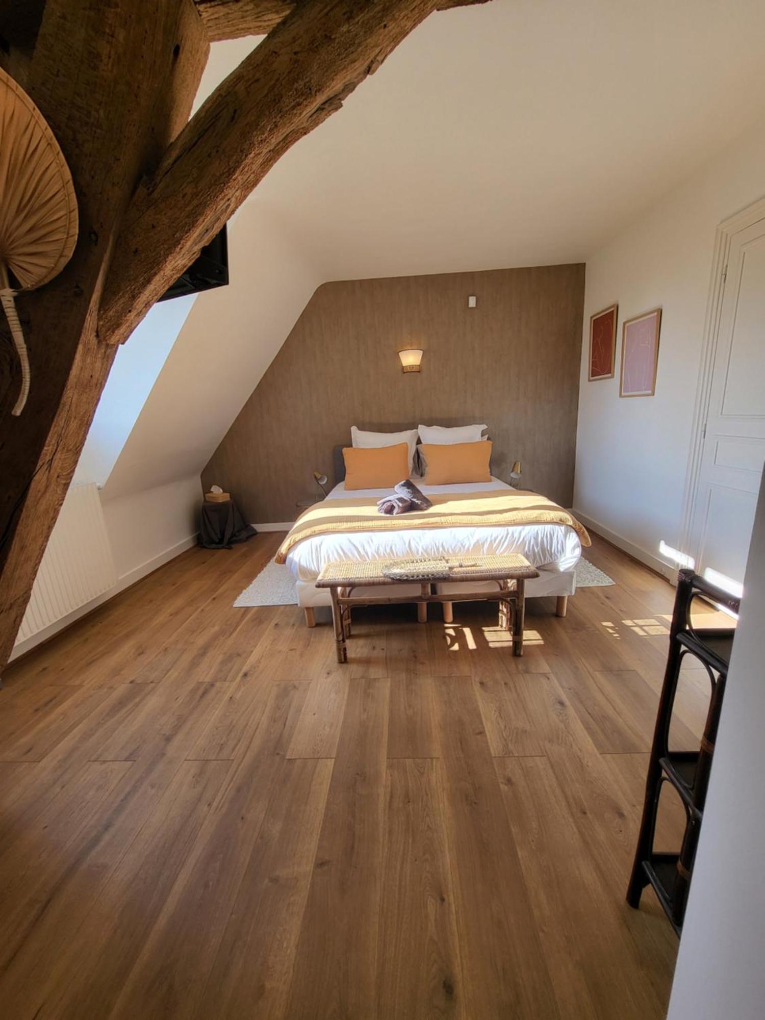 Domaine De Charme - Les Places Lassay-sur-Croisne 外观 照片